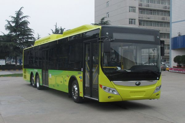 宇通ZK6140CHEVNPG4公交車（NG/電混動(dòng)國五10-48座）