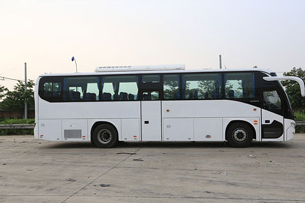 福田歐輝BJ6116EVUA-6客車(chē)（純電動(dòng)24-51座）