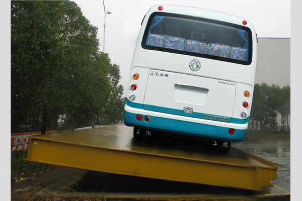 東風EQ6662C5N公交車（天然氣國五10-26座）