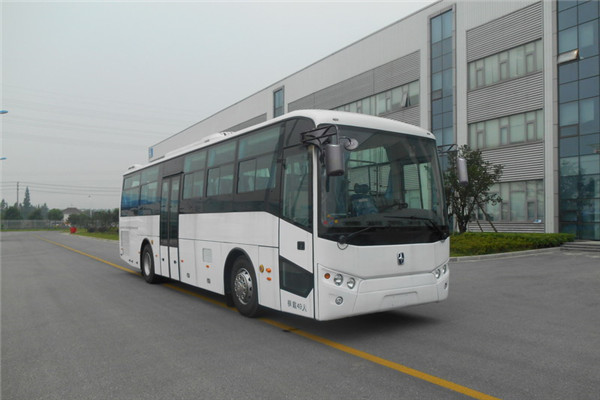 亞星YBL6117HBEV3客車（純電動24-51座）