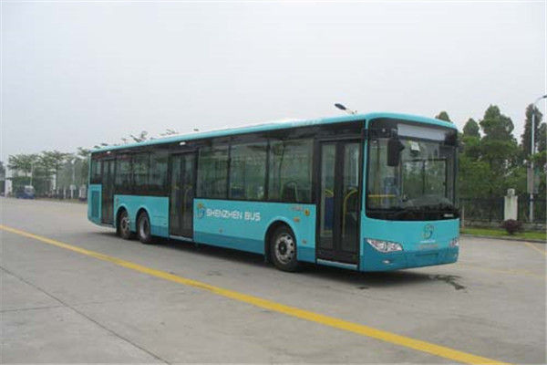 金龍XMQ6141AGN5公交車（天然氣國(guó)五10-51座）