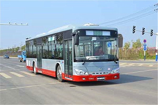 安凱HFF6125GZ-4C公交車（天然氣國五25-46座）