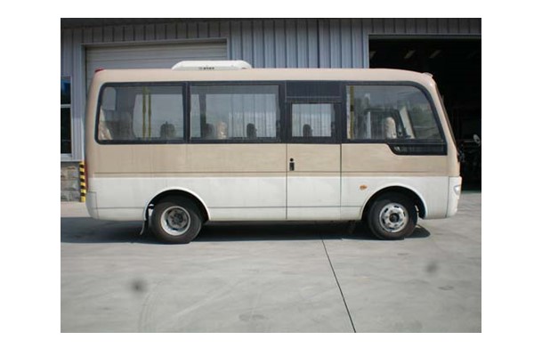 金龍XMQ6608AYN5D客車（天然氣國五10-19座）