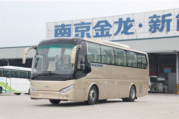 南京金龍NJL6107BEV4客車（純電動24-47座）