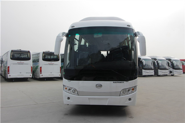 南京金龍NJL6118BEV4客車（純電動24-49座）