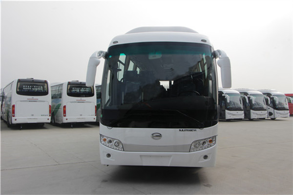 南京金龍NJL6118BEV4客車（純電動24-49座）