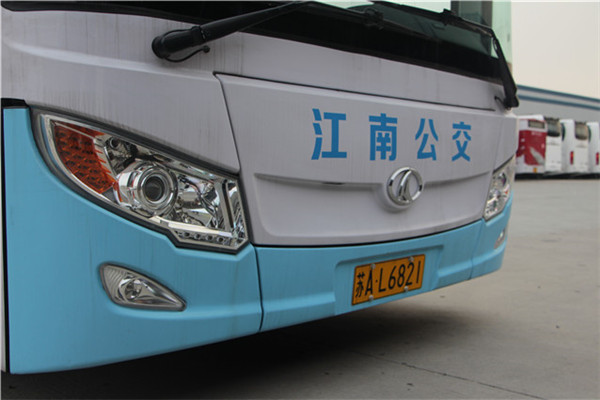 南京金龍NJL6129BEV14公交車（純電動24-36座）