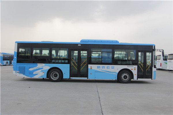 南京金龍NJL6100BEV45公交車（純電動10-37座）