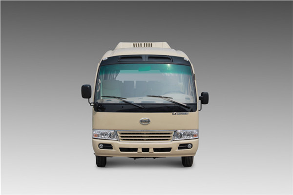 南京金龍NJL6820BEV1客車（純電動(dòng)24-35座）