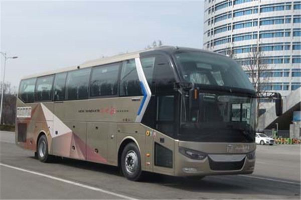 中通LCK6126H5QA1客車（柴油國(guó)五25-55座）