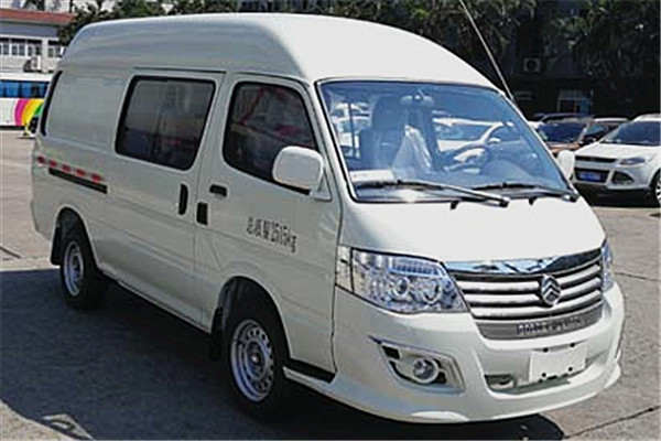 金旅XML5035XXY16廂式運(yùn)輸車（汽油國(guó)六2-5座）