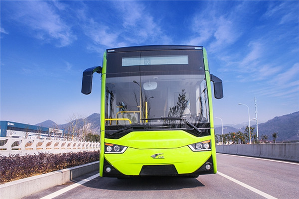 浙江中車CSR6100GCHEV1公交車（柴油/電混動(dòng)國(guó)五25-38座）