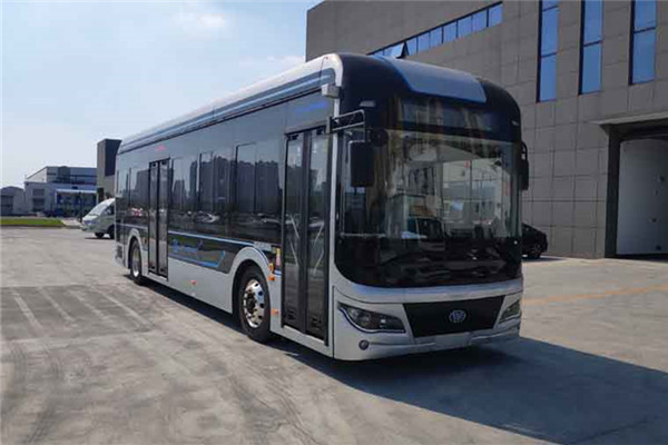 宏遠(yuǎn)KMT6107GBEV低地板公交車（純電動(dòng)21-37座）